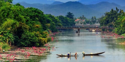Classic Vietnam - From North To South & Transfer to Phnom Penh - Departure on Monday
