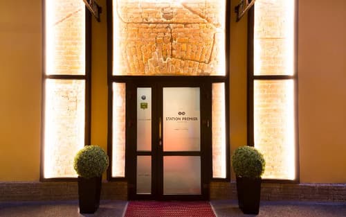 Station Hotel Premier S10, HOTEL