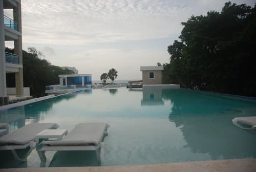 Grand Laguna Beach, GENERAL