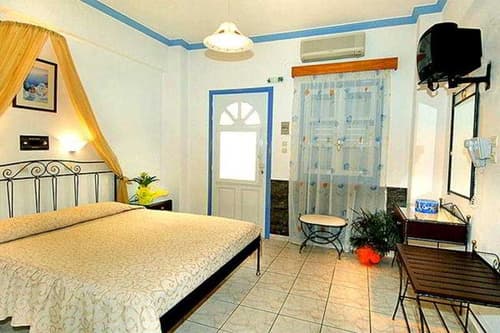 Deluxe Hotel Santorini, ROOM