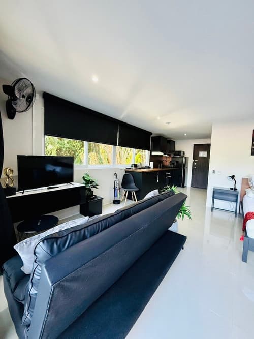 Oceanview Treasure Hotel & Residence