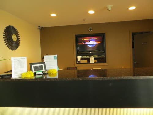 Homestyle Inn & Suites, Lobby