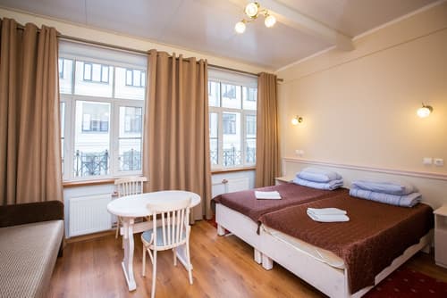 Rimskogo-Korsakova, 45, biznes-tsentr, ZAO, 