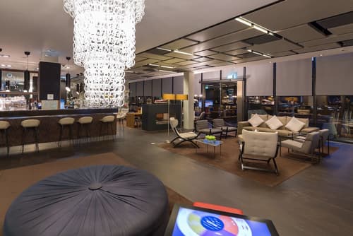 Novotel Lugano Paradiso, Lobby sitting area