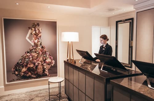 Hotel Continental, Reception