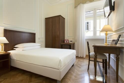 Hotel Quirinale, Room