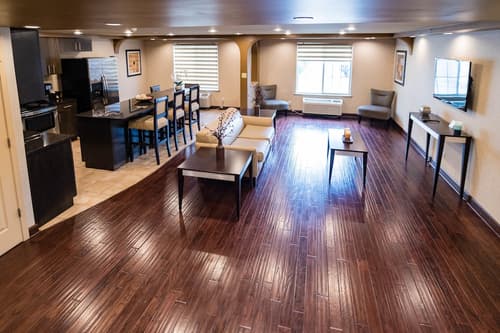 Clarion Inn Elmhurst - Oak Brook near I-88, I-290, I-294