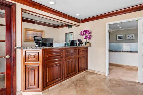 SureStay Hotel by Best Western Santa Monica, Reception