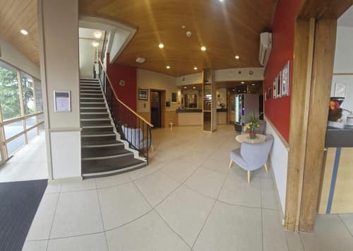 Kingsgate Hotel Dunedin, Reception