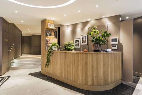 Hôtel Maison Pigalle, Reception