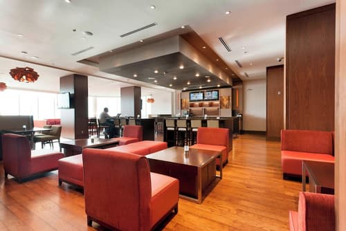 Niagara Falls Marriott on the Falls, Lobby lounge