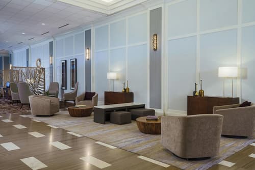 The Westin O'Hare, Lobby lounge