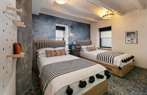 The Wayfarer Downtown LA, Tapestry Collection by Hilton, Room