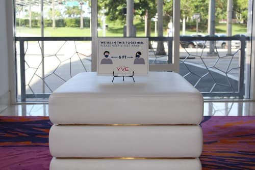 YVE Hotel Miami, Lobby sitting area