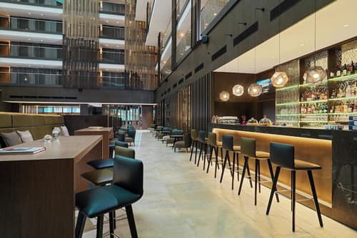 Sheraton Grand Tbilisi Metechi Palace, Lobby