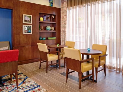 Hampton Inn by Hilton Halifax Downtown, Lobby