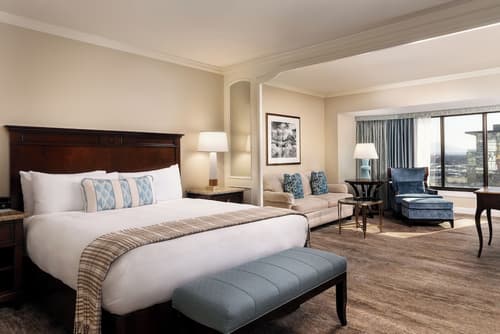 Little America Hotel, Primary image