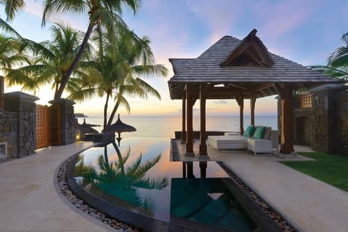 Royal Palm Beachcomber Luxury, Room