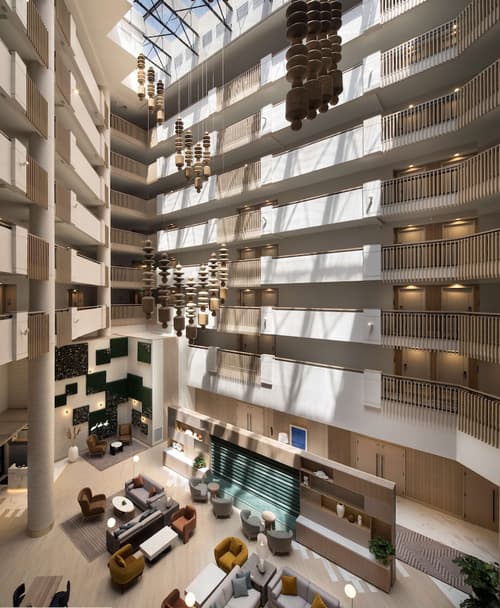 Hilton Santa Monica Hotel & Suites, Lobby