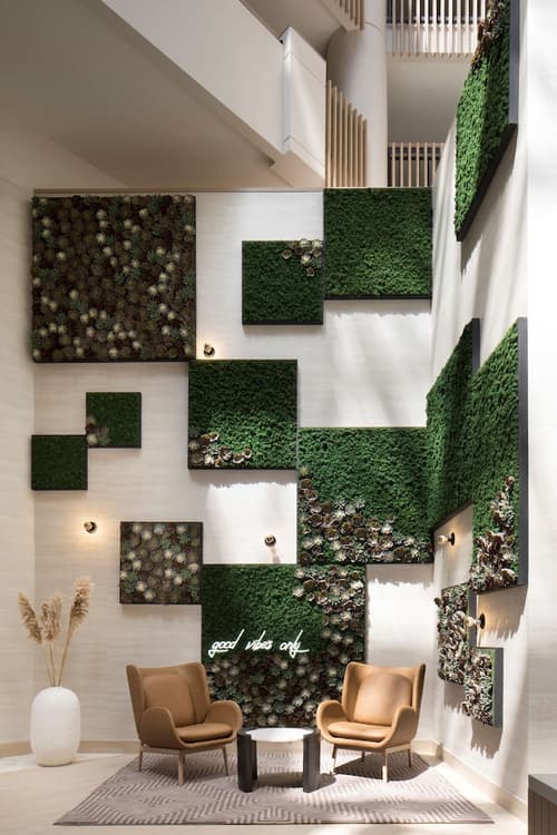 Hilton Santa Monica Hotel & Suites, Lobby