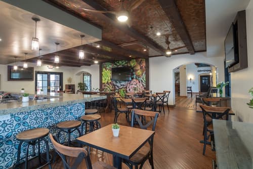 Oxford Suites Pismo Beach, Restaurant