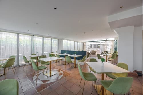 Hotel Palladium Palace, Lobby lounge