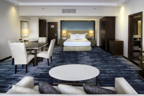 Radisson Blu Hotel & Resort, Al Ain