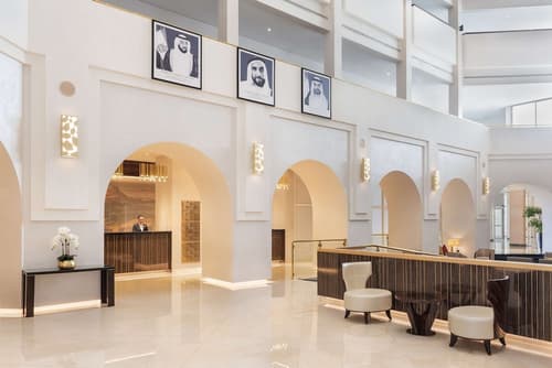 Radisson Blu Hotel & Resort, Al Ain, Lobby