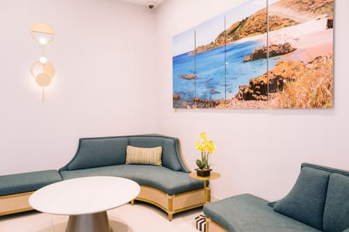 Waikiki Malia, Reception