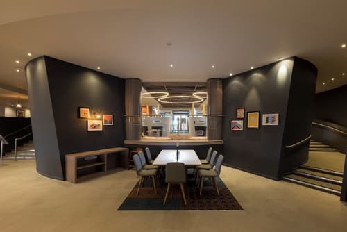 Holiday Inn Edinburgh by IHG