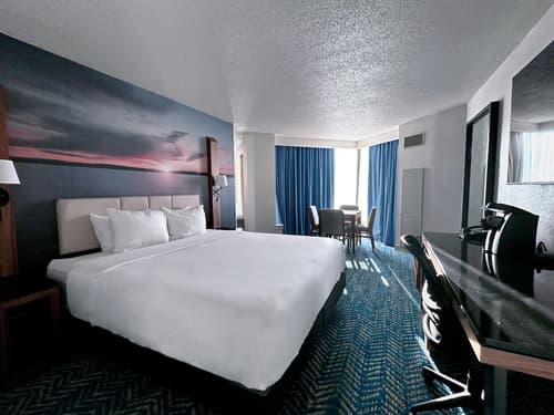 Fort Pontchartrain Detroit, a Wyndham Hotel