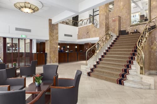 NH Atlanta Rotterdam, Lobby