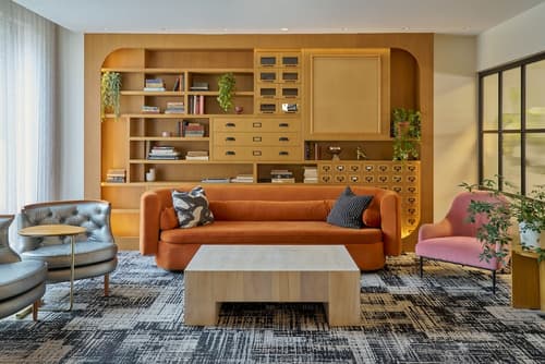 Generator Hotel Washington DC, Reception