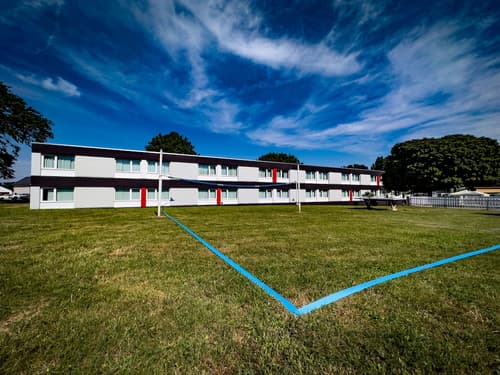 Ibis 3 Lacs Neuchatel Hotel