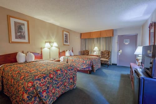 Royal Holiday Motel By Belvilla Gallup I-40