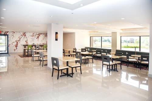 MainStay Suites Springfield IL, Lobby