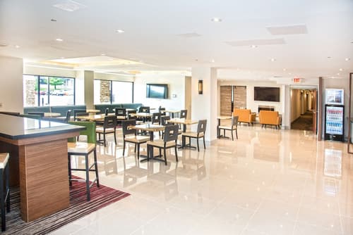 MainStay Suites Springfield IL, Lobby