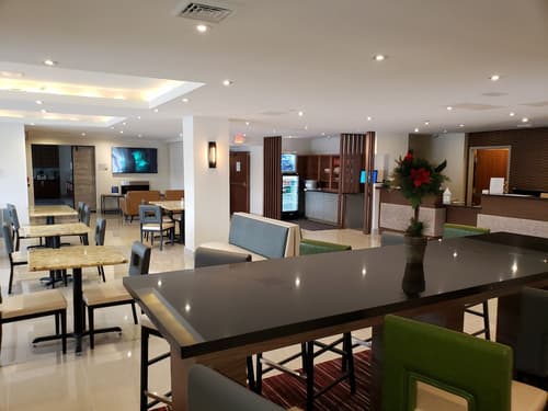 MainStay Suites Springfield IL