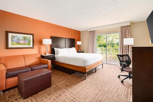 Inn of Naples, Tapestry Collection by Hilton, Room