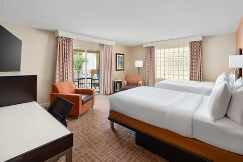 Inn of Naples, Tapestry Collection by Hilton, Room