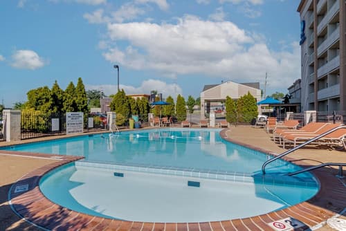 Best Western St. Louis-Kirkwood Route 66, Outdoor pool