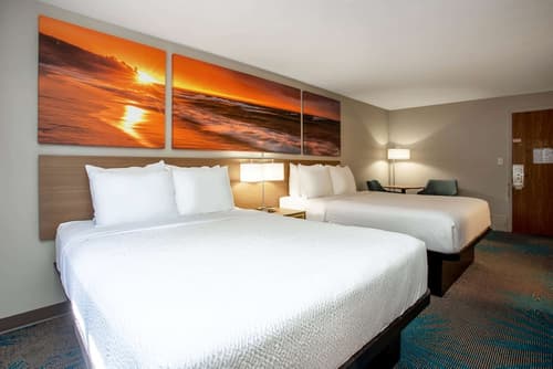 Days Inn by Wyndham Marquette