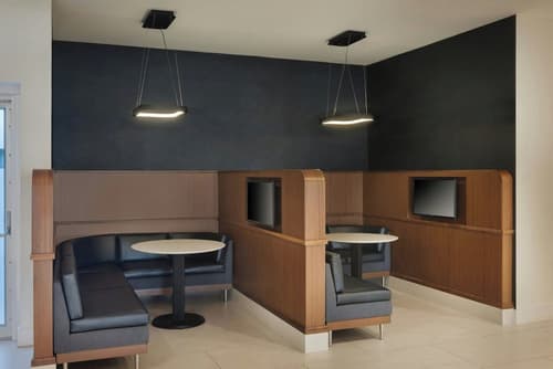 Courtyard by Marriott across Universal Orlando