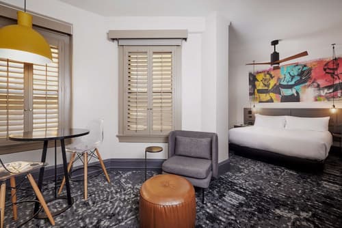 The Barnes San Francisco, Tapestry Collection by Hilton, Room