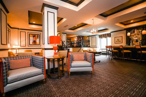 The Dunhill Hotel, Lobby sitting area