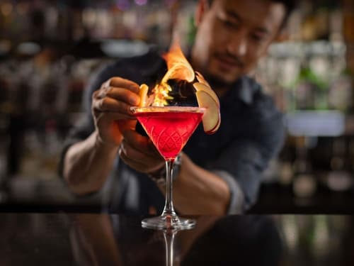 Mercure Queenstown Resort, Bar (on property)