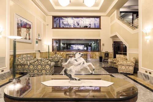Doria Grand Hotel, Lobby