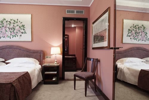 Doria Grand Hotel, Room