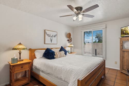 Fort Marcy Hotel Suites by All Seasons Resort Lodging, Room