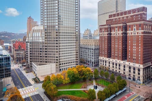 DoubleTree by Hilton Hotel & Suites Pittsburgh Downtown